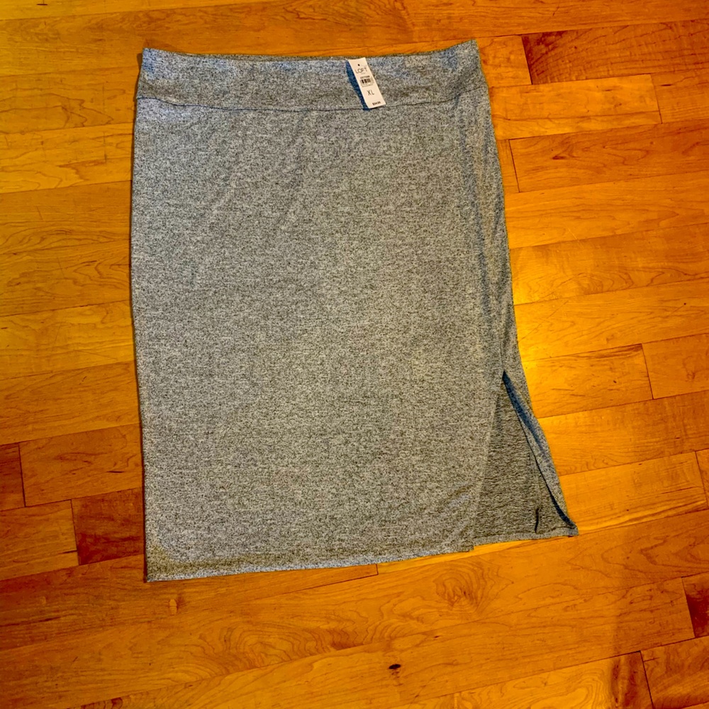 Casual skirt.